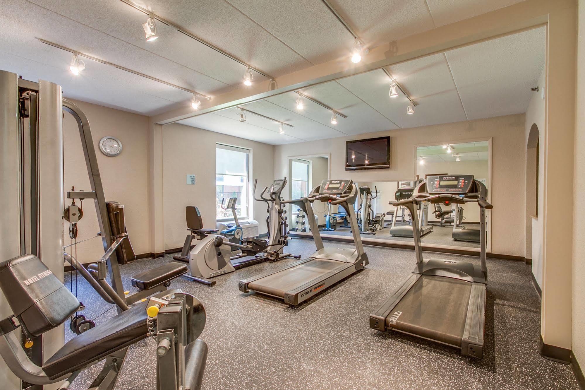 Holiday Inn Express Hotel & Suites Midlothian Turnpike By Ihg North Chesterfield Екстер'єр фото