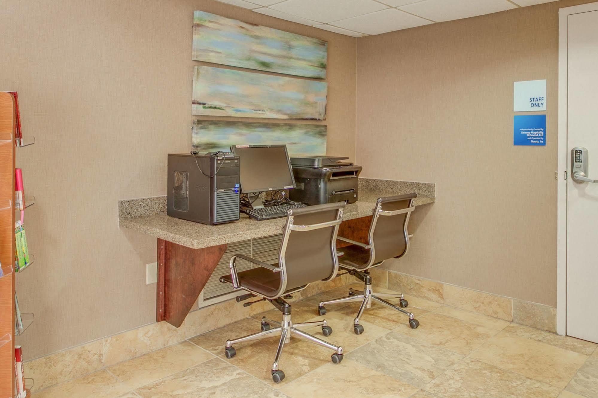 Holiday Inn Express Hotel & Suites Midlothian Turnpike By Ihg North Chesterfield Екстер'єр фото